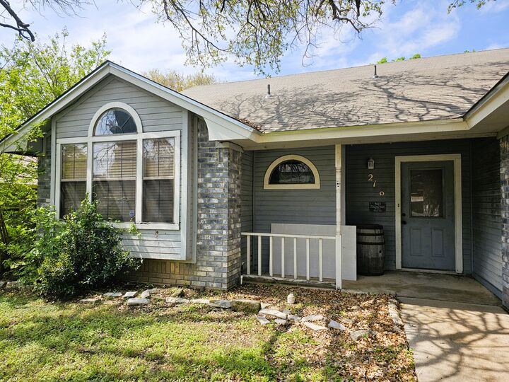 Property Photo:  218 Atkinson Avenue  TX 76522 