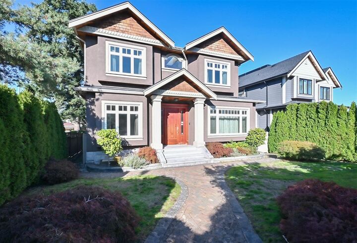 Property Photo: 2817 Oliver Crescent BC V6L 1T1