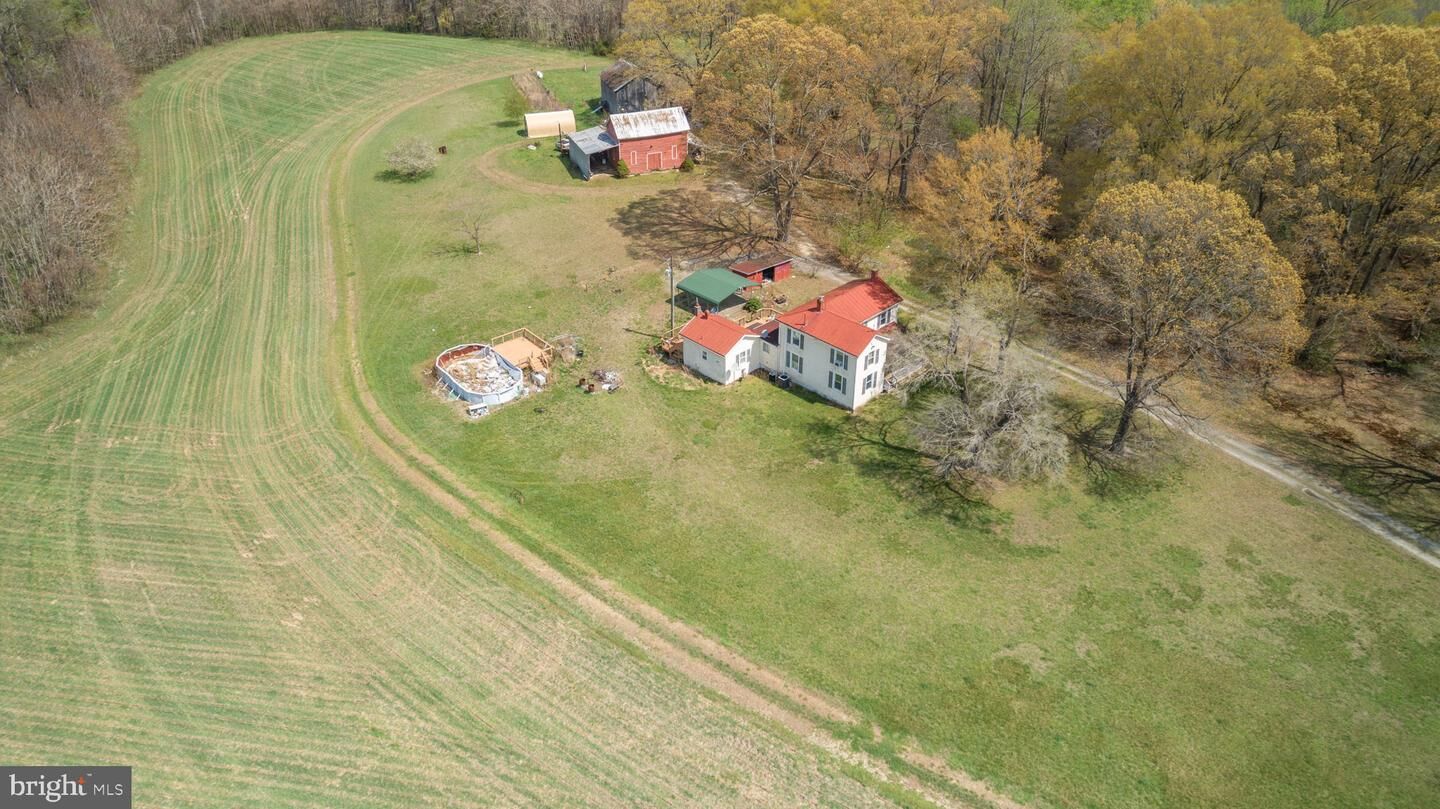 Property Photo:  23205 Carneal Lane  VA 22546 