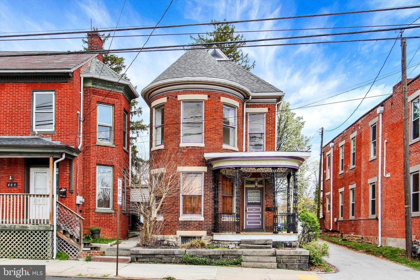 Property Photo:  407 Carlisle Street  PA 17331 