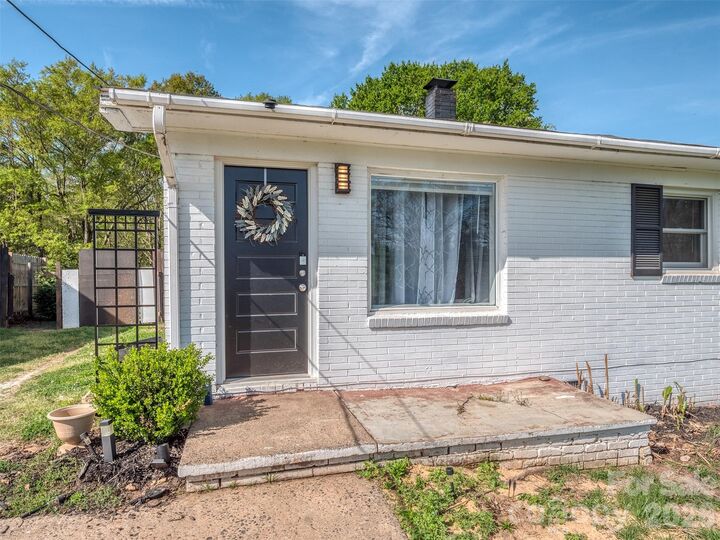 Property Photo:  2326 Mason Street  NC 28150 