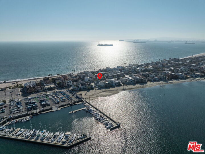 Property Photo:  6821 E Ocean Blvd  CA 90803 