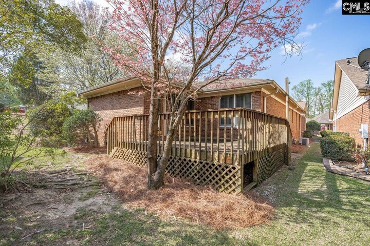 Property Photo:  702 Teakwood  SC 29169-4914 