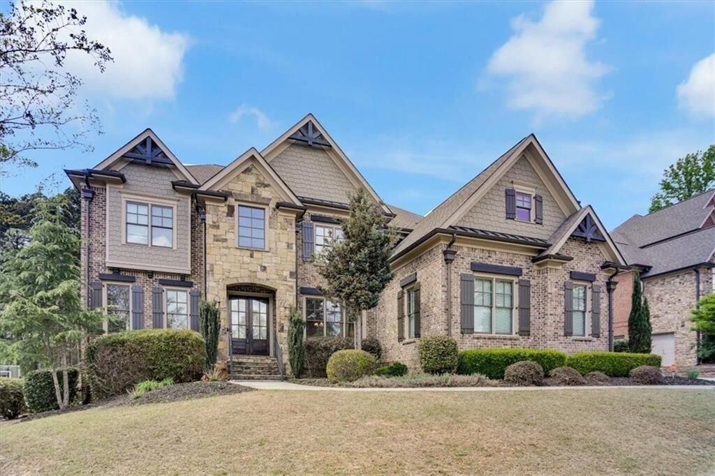 Property Photo: 2996 Cambridge Hill Drive GA 30019