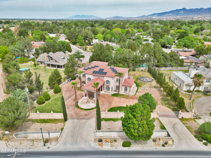 Property Photo:  861 Country Club Road  TX 79932 