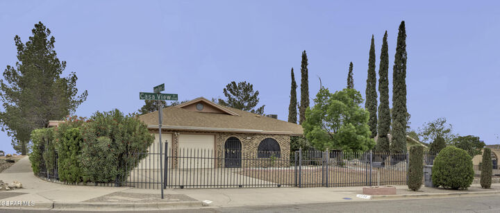 Property Photo:  11732 Casa View Drive  TX 79936 