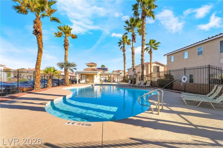 Property Photo: 71 Belle Maison Avenue NV 89123