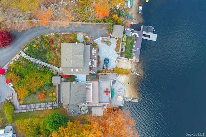 Property Photo:  70 Lakeview Drive  NY 12531 