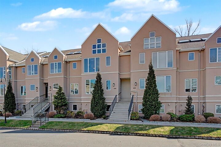 Property Photo:  206 Gair Street  NY 10968 