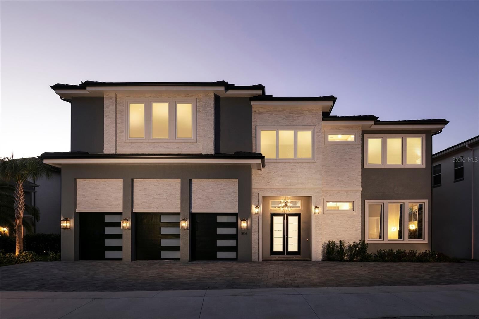 Property Photo:  1514 Corolla Court  FL 34747 