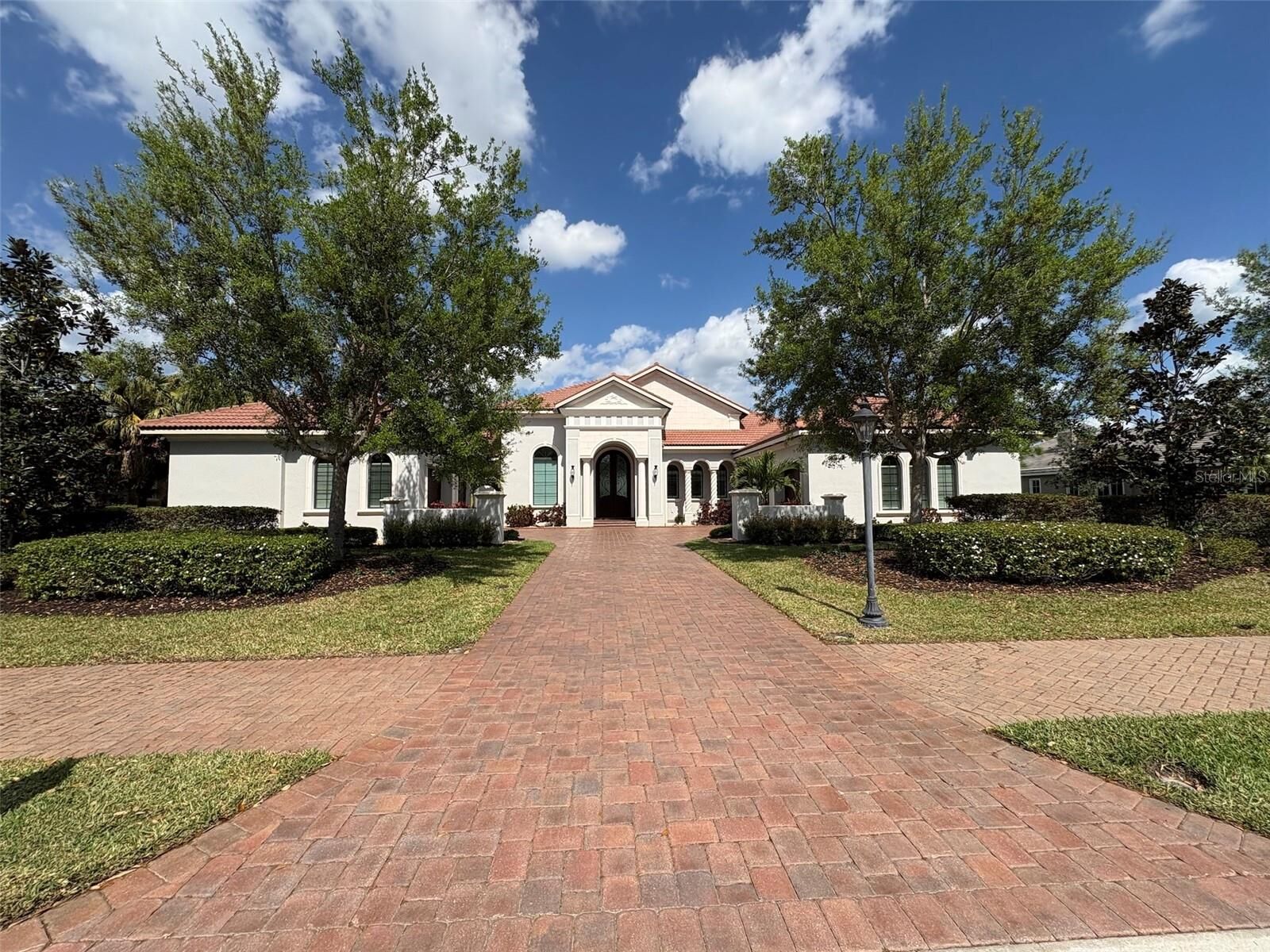 Property Photo:  4127 Founders Club Drive  FL 34240 