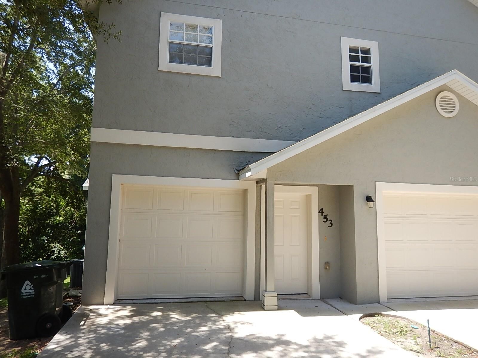 Property Photo: 453 W Desoto Street FL 34711