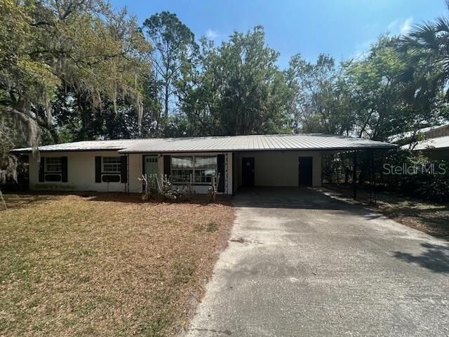 Property Photo: 23 NE 6th Street FL 32626