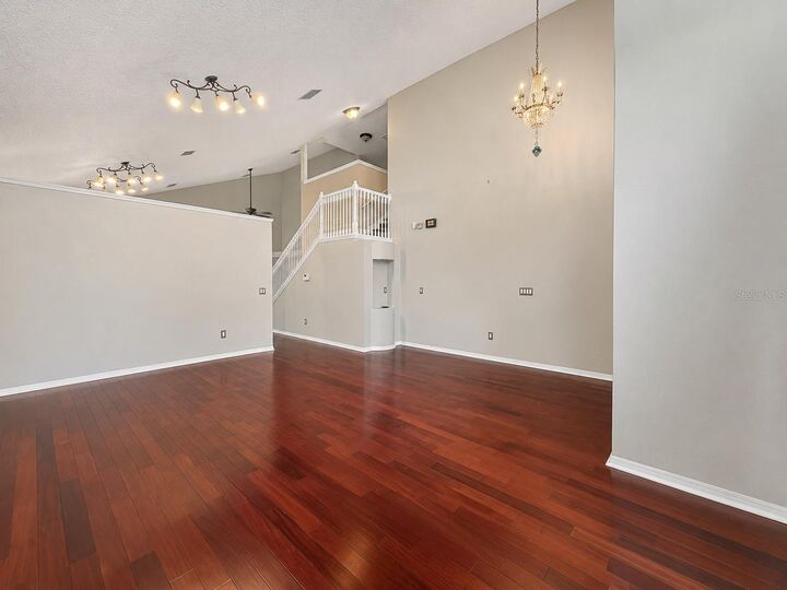 Property Photo:  9407 Chart House Court  FL 33578 