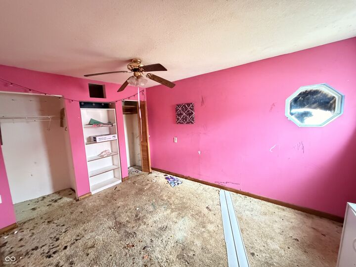 Property Photo:  207 W Union Street  IN 47990 