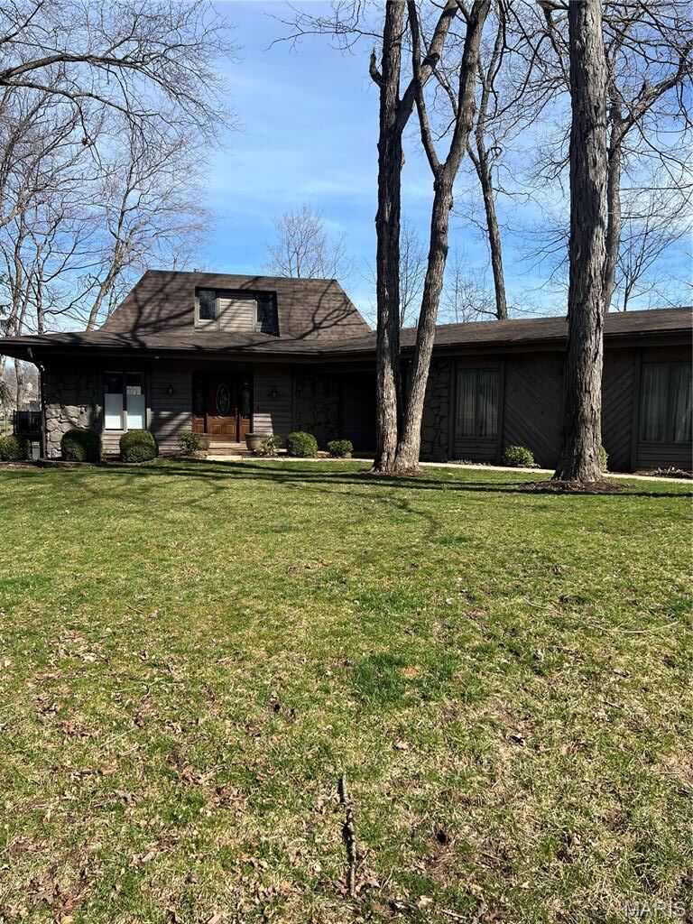 Property Photo: 2 Lakeview Court MO 63367