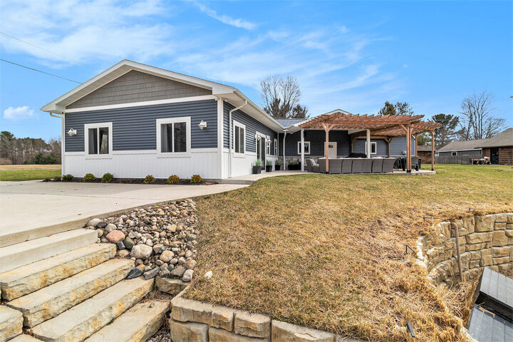 Property Photo:  1641 N Arrowhead Drive  MI 49436 