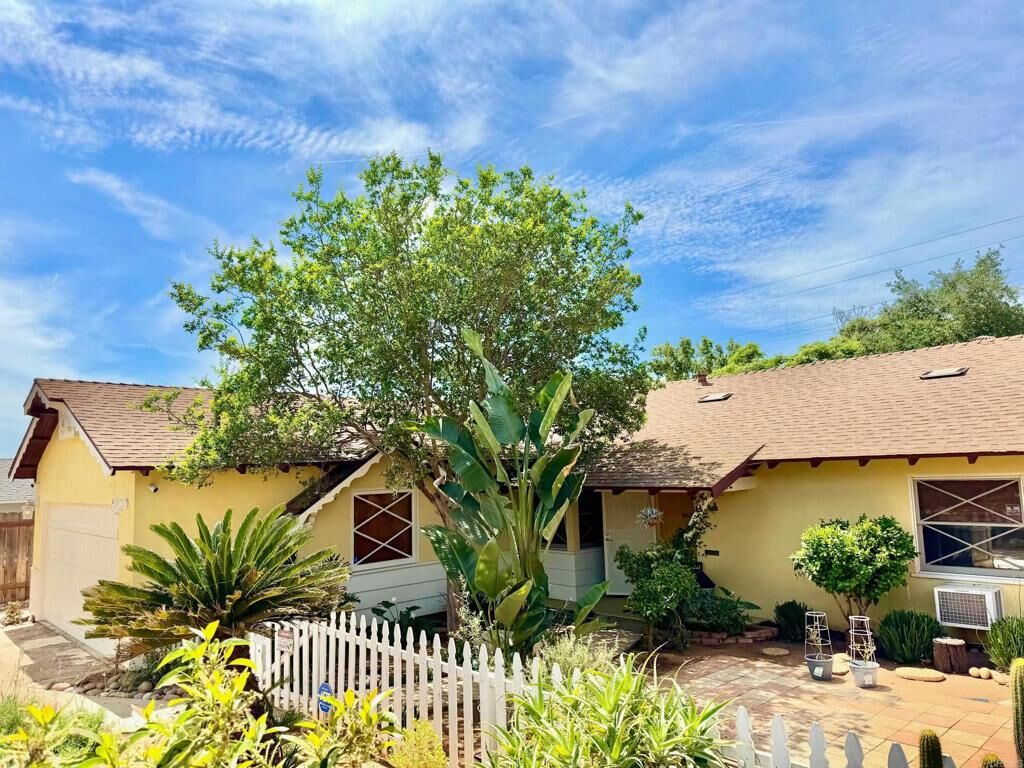 Property Photo:  1284 Tangerine Street  CA 92021 