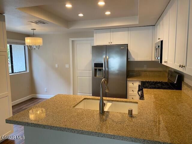 Property Photo:  4048 Stoneriver Court  CA 91362 