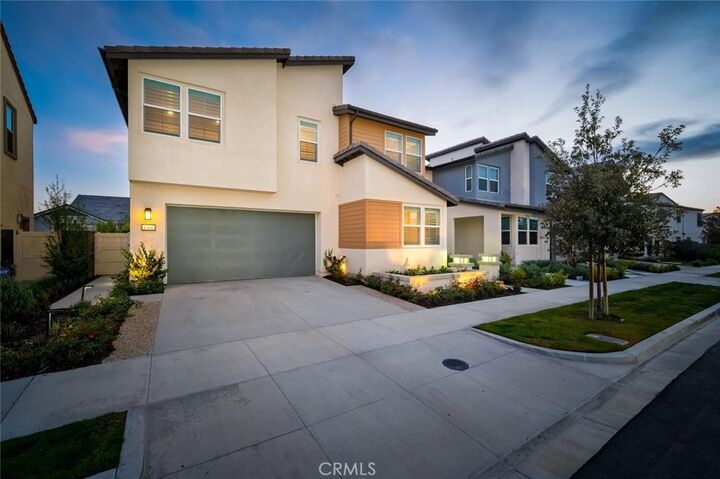 Property Photo:  1306 Roots Way  CA 92694 