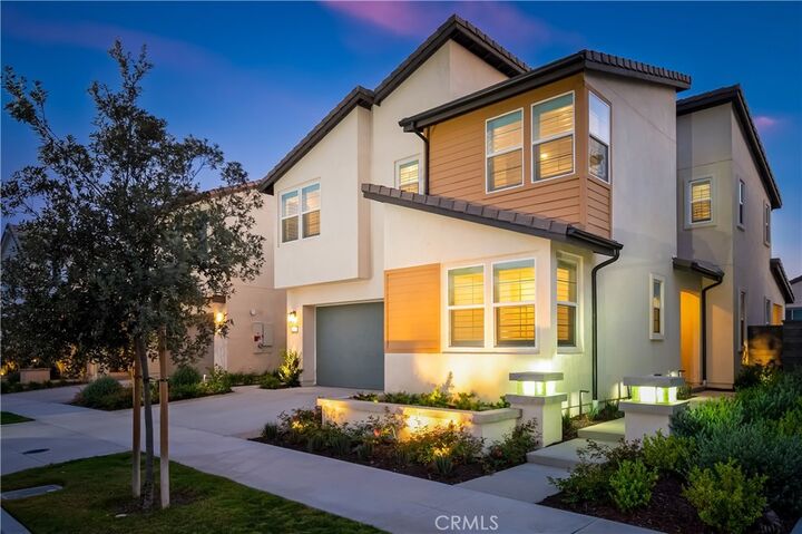 Property Photo:  1306 Roots Way  CA 92694 