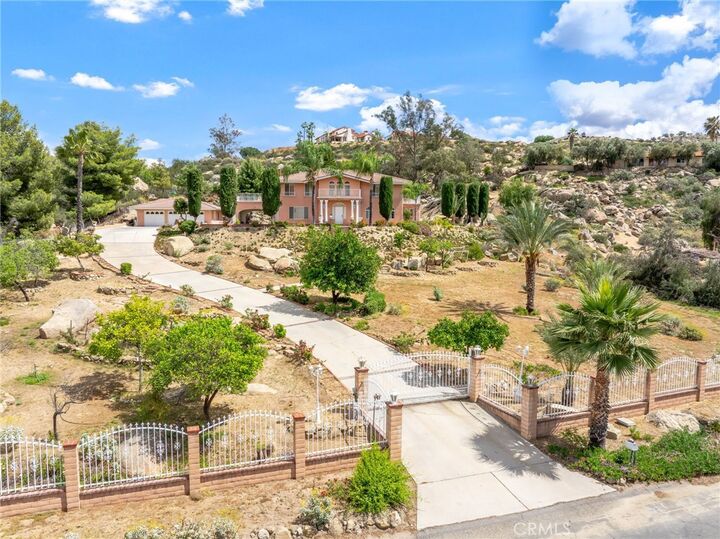 Property Photo: 28368 Rawlings Road CA 92544