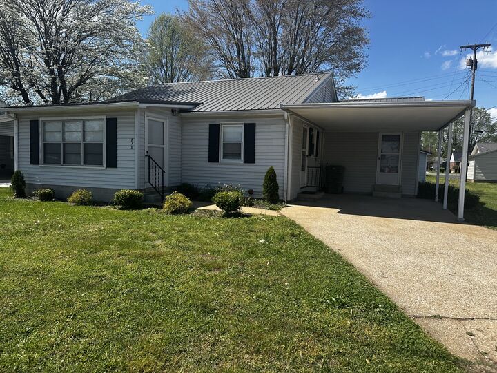 Property Photo:  813 N Military Ave  TN 38464 