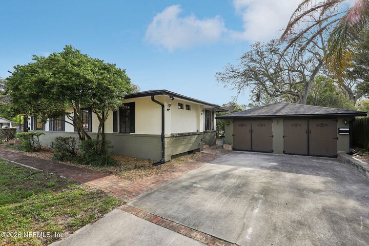 Property Photo:  2107 Euclid Street  FL 32210 