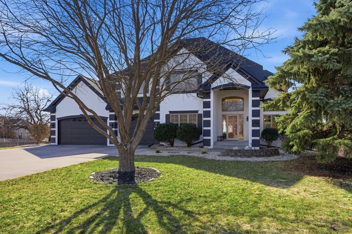 Property Photo: 4230 Pineview Lane N MN 55442