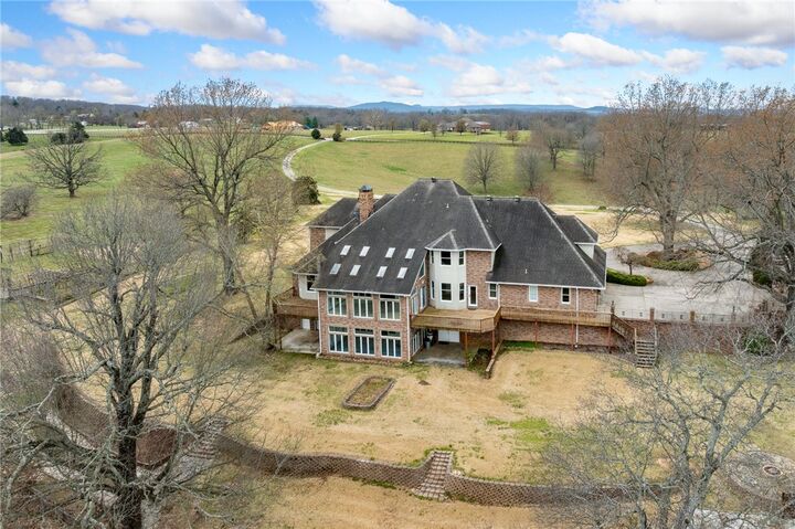 Property Photo:  2734 Wolf Springs Road  AR 72601 