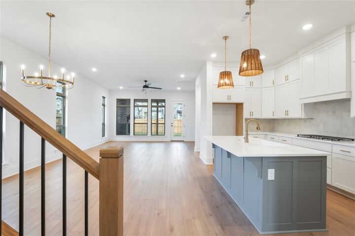 Property Photo: 3110 S 16th Street AR 72758