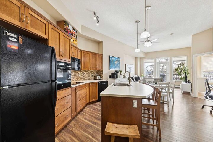 Property Photo: 3101 34 Avenue NW 103 AB T2L 2A3