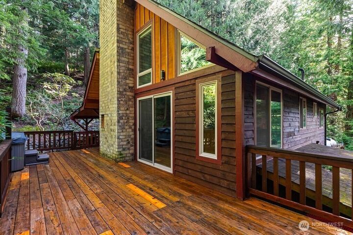 Property Photo:  22  Berry Wood Place  WA 98229 