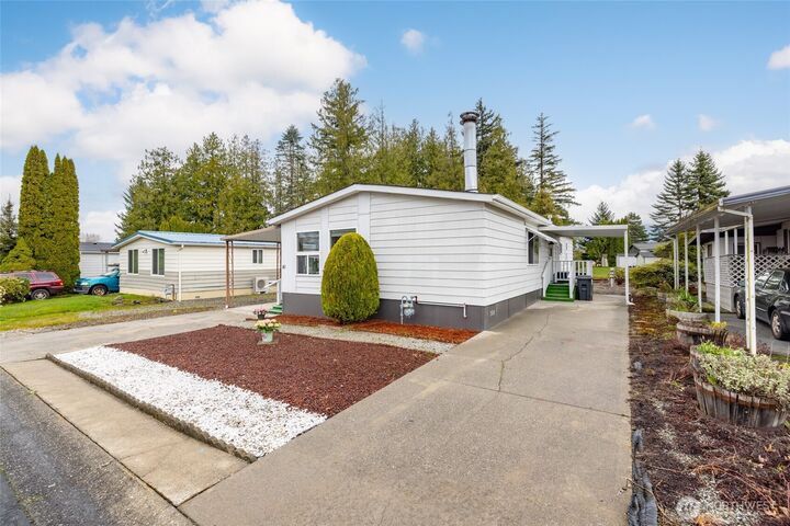 Property Photo:  2725 E Fir Street 41  WA 98273 