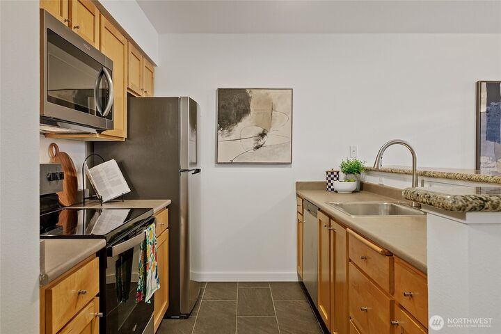 Property Photo:  303  23rd Avenue S 304  WA 98144 