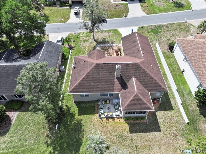 Property Photo: 209 W Rexford Drive FL 34465