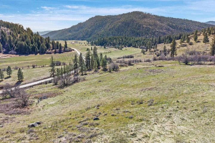 Property Photo: 30xx Pierre Lake Rd WA 99141