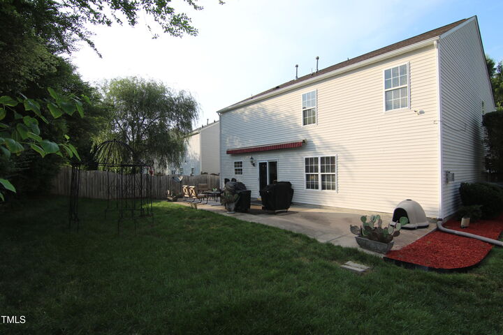 Property Photo: 5456 Thunderidge Drive NC 27610