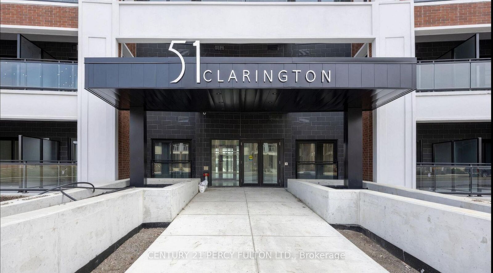 Photo de la propriété:  51 Clarington Boulevard 923  ON L1C 7J8 
