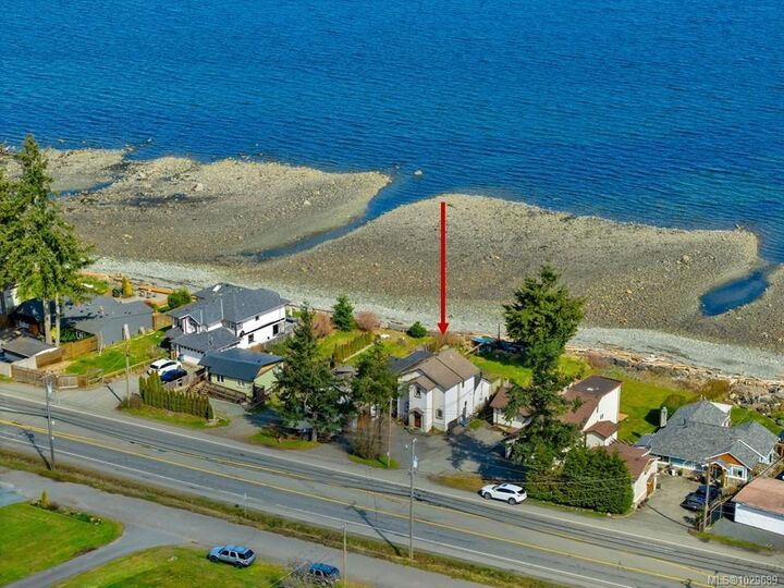 Property Photo: 4005 Island Hwy S BC V9H 1G4