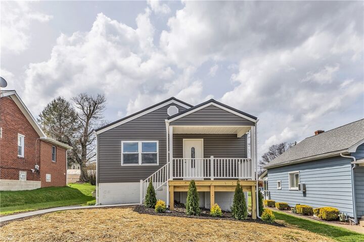 Property Photo:  1415 Springhill Rd  PA 15065 