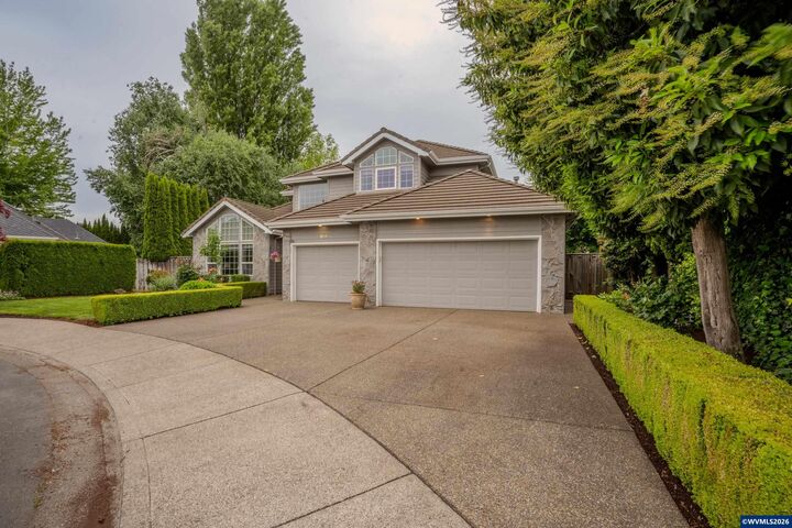 Property Photo:  915 Irwin Ct NE  OR 97303 