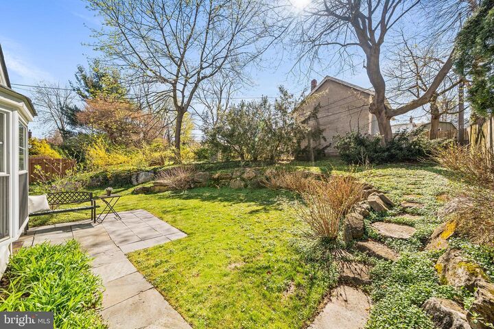Property Photo:  137 Barcladen Road  PA 19010 
