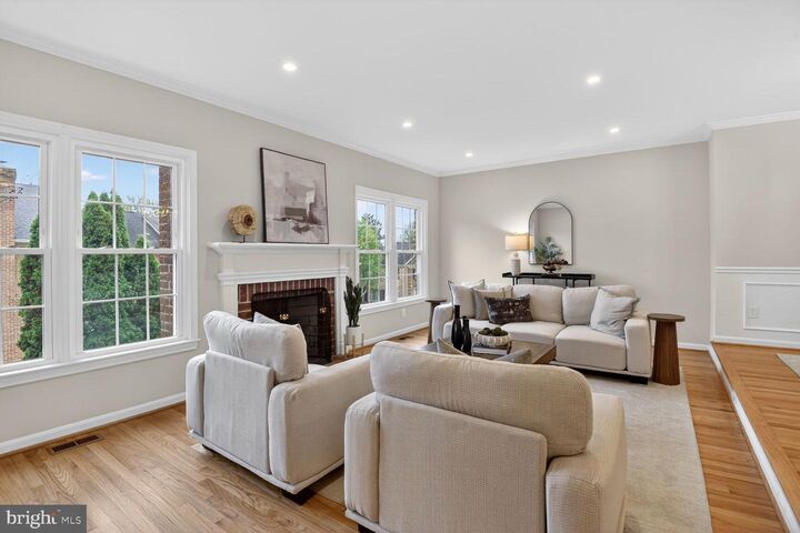 Property Photo: 3005 Meeting Street VA 22044