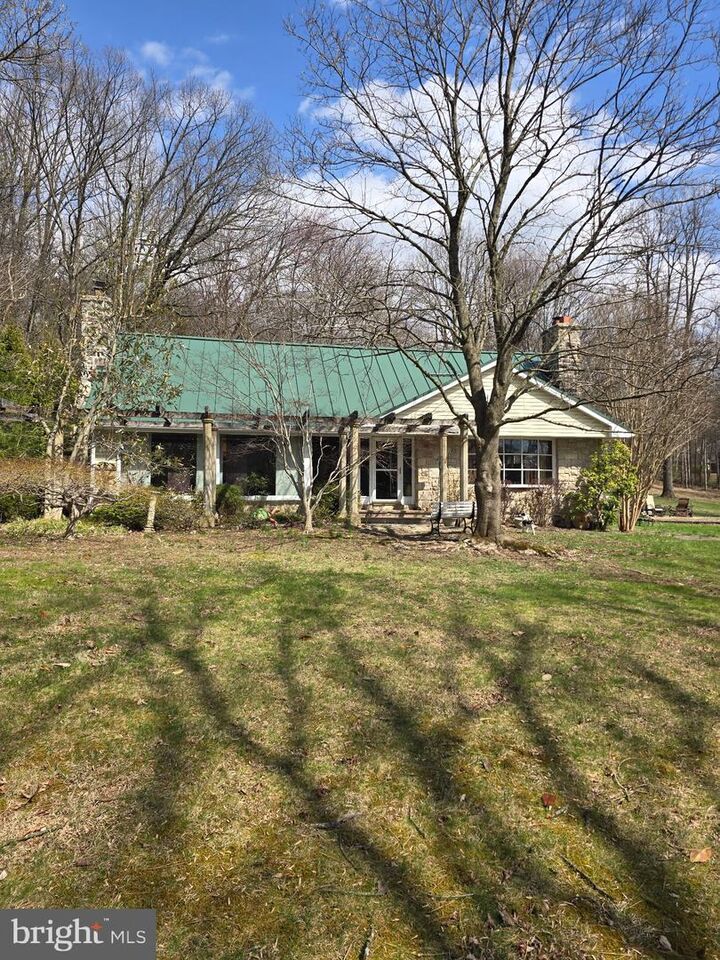 Property Photo:  211 Orchard Road  PA 19522 