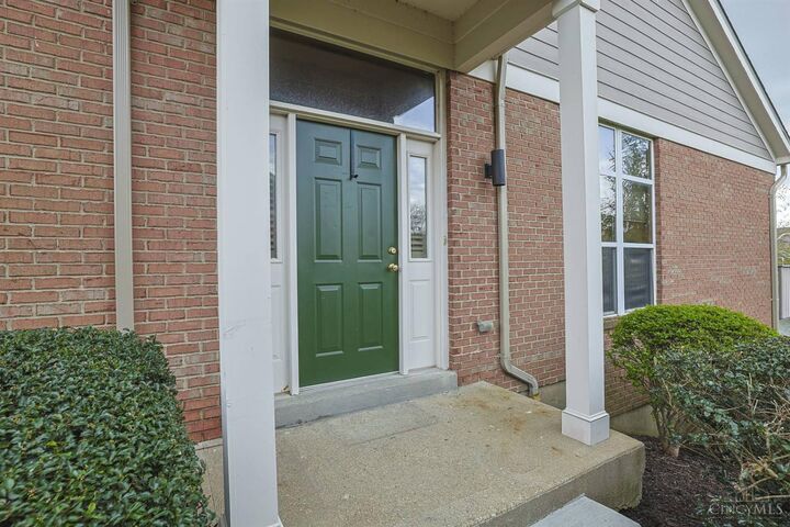 Property Photo:  7111 Scarlet Oak Court  OH 45040 