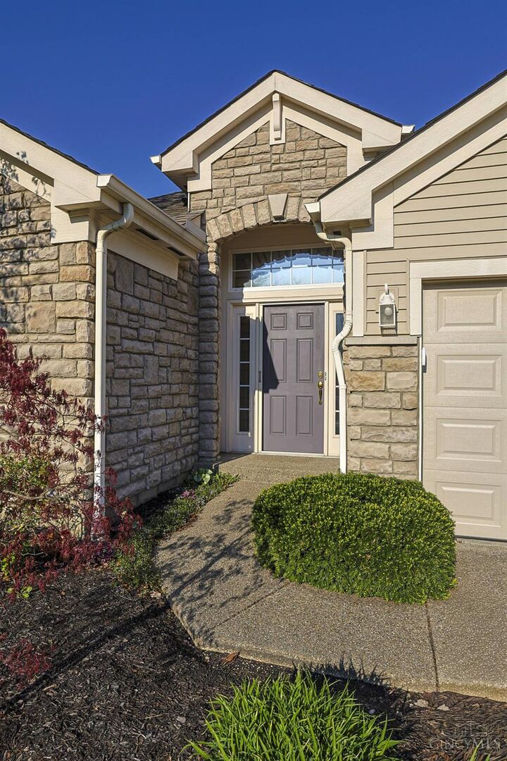 Property Photo: 3483 Ballymore Court OH 45245