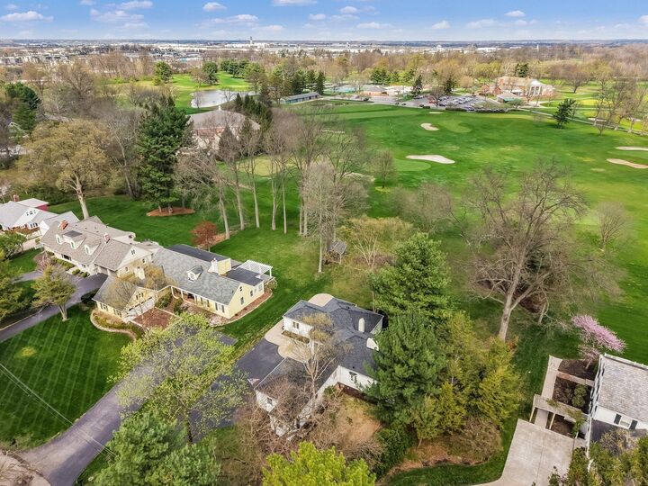 Property Photo:  328 Fairway Circle  OH 43213 