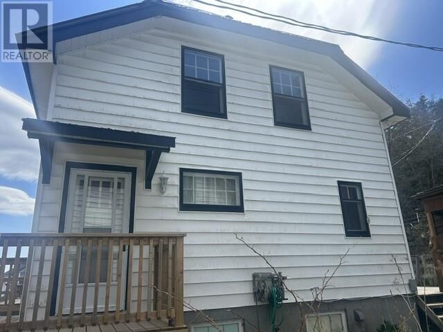Property Photo: 1021 Crescent Street Unit# B ON P0P 2H0