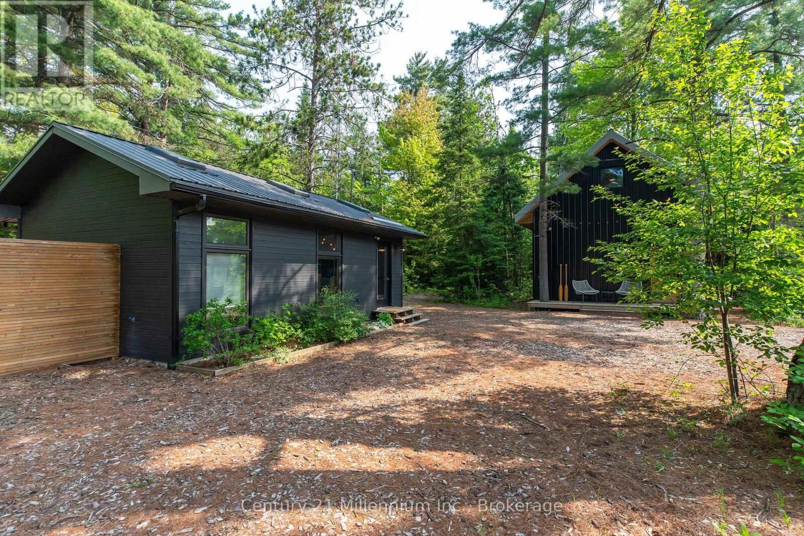 Property Photo: 204 Ogimah Road ON N0H 2T0